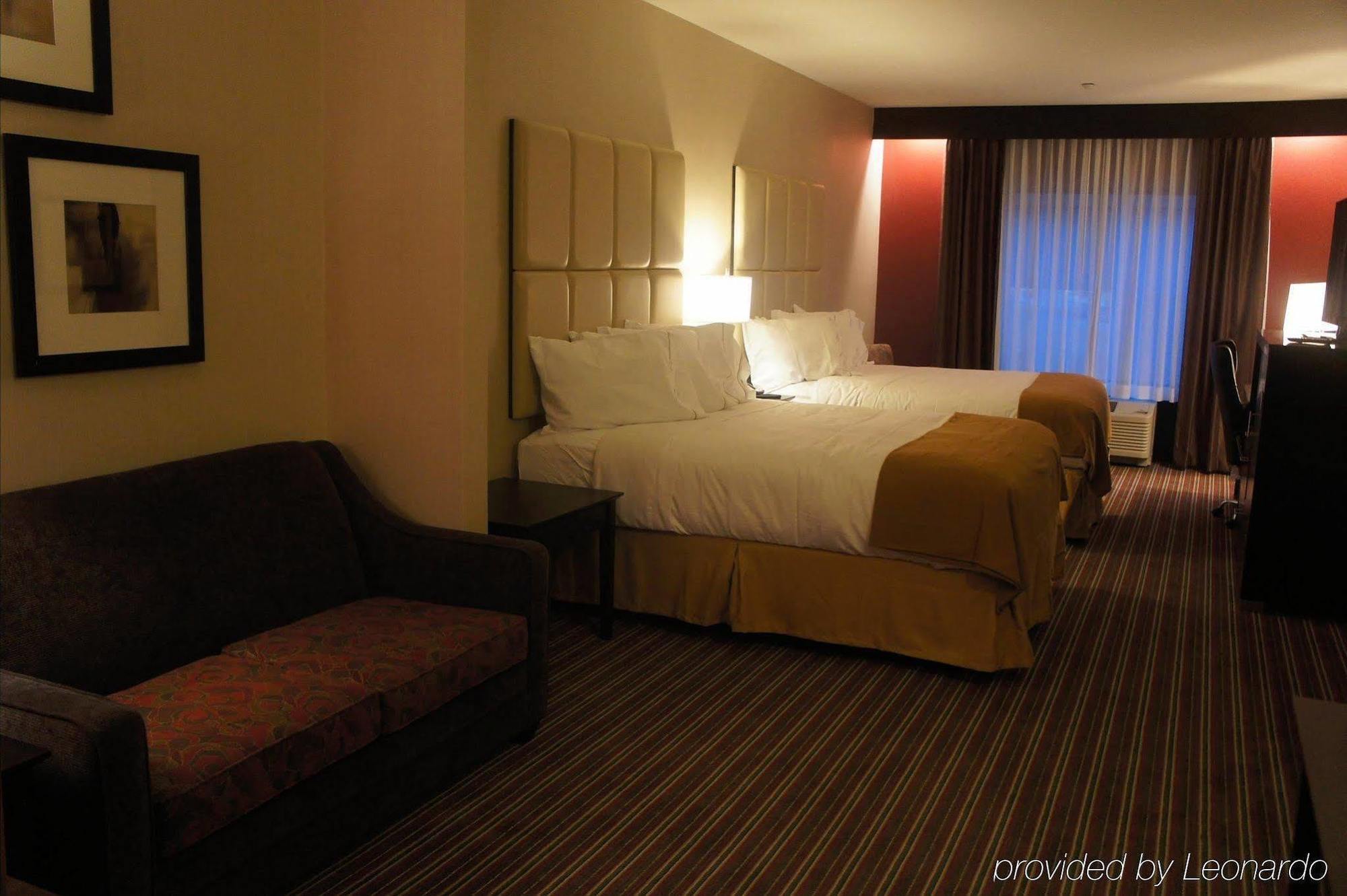 Holiday Inn Express & Suites Northeast By Ihg York Ngoại thất bức ảnh